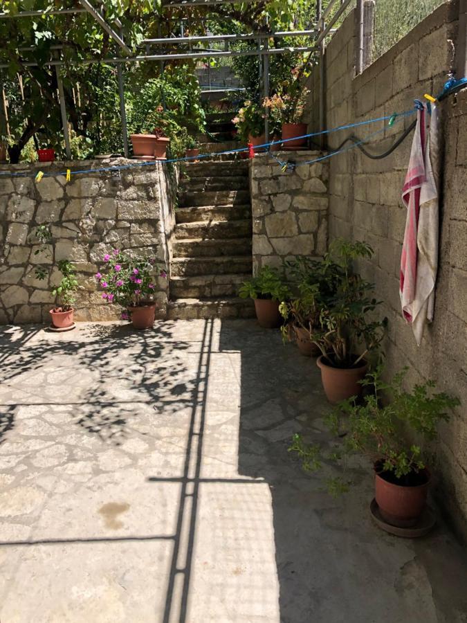 Traceys 3Apartments Borsh Qazim Pali Esterno foto