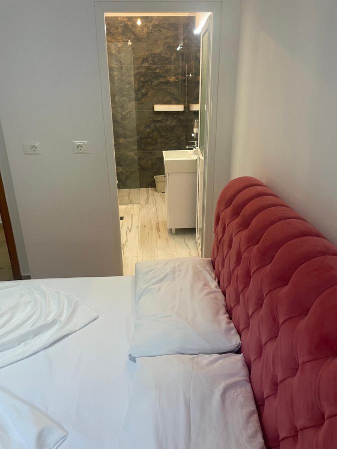 Traceys 3Apartments Borsh Qazim Pali Esterno foto