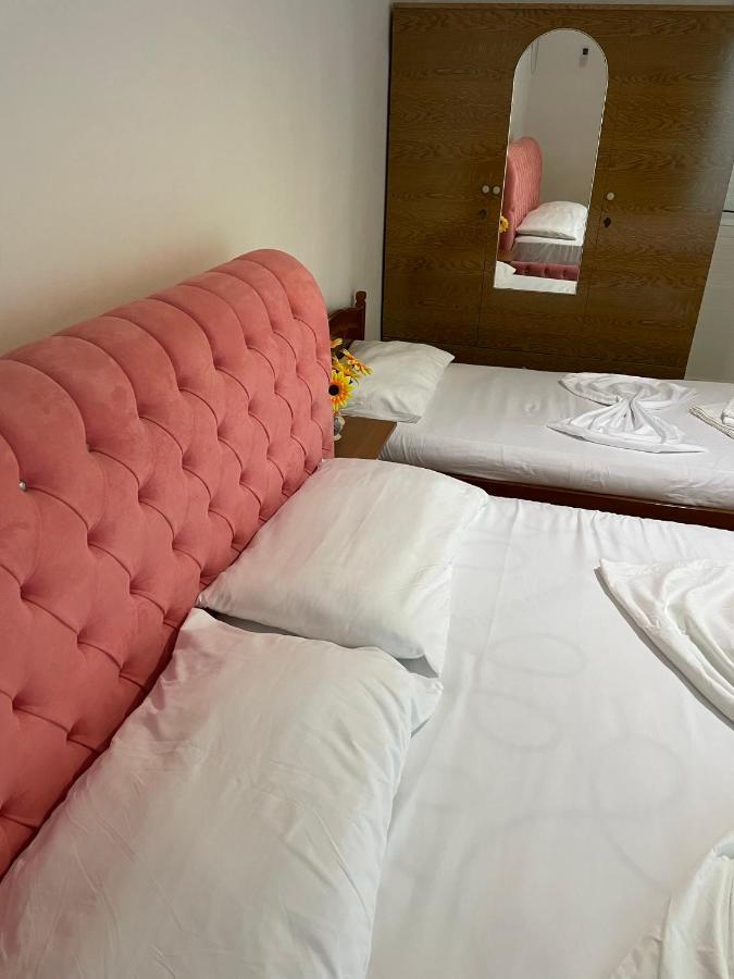 Traceys 3Apartments Borsh Qazim Pali Esterno foto
